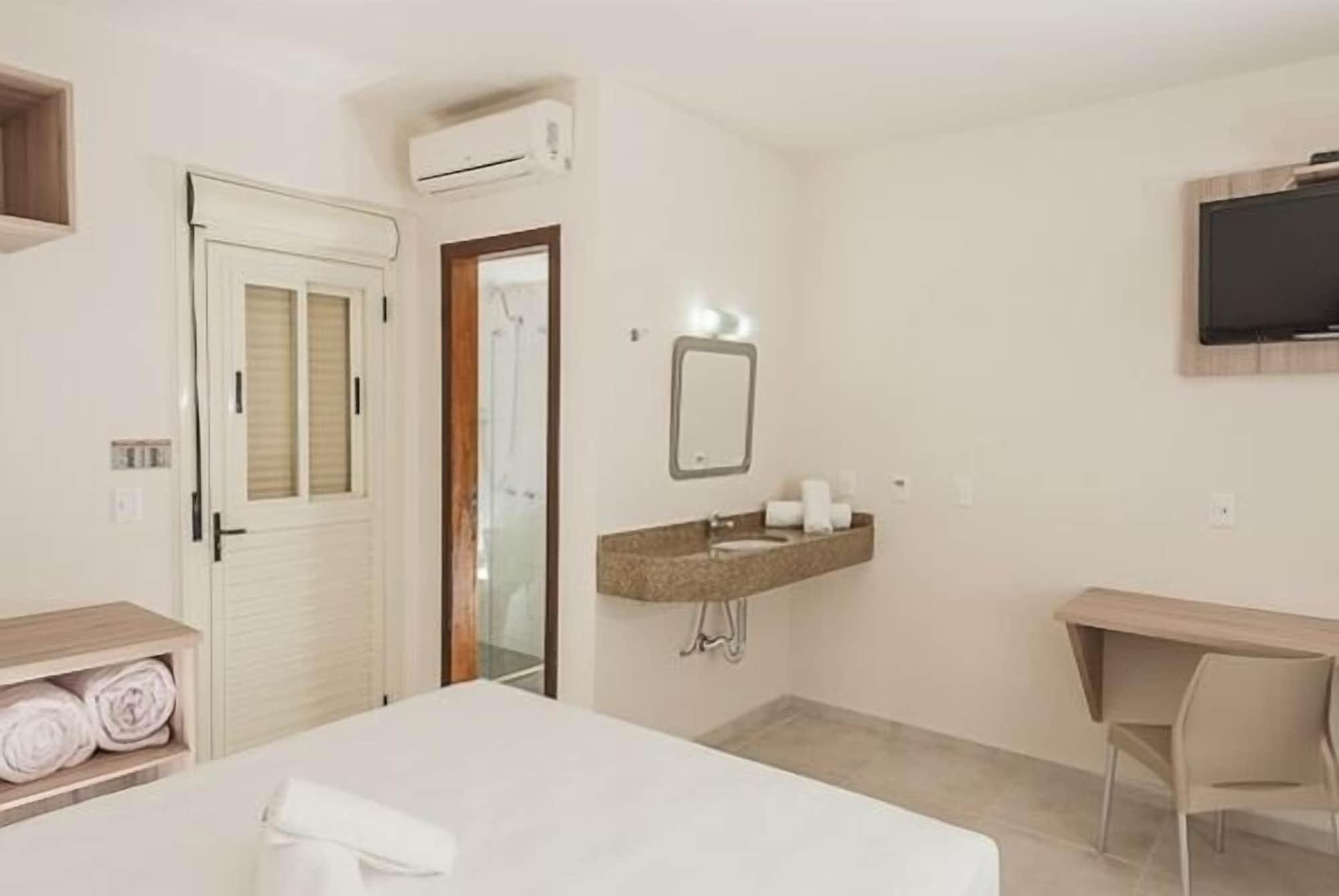 Hotel Dois H جوينفيل المظهر الخارجي الصورة