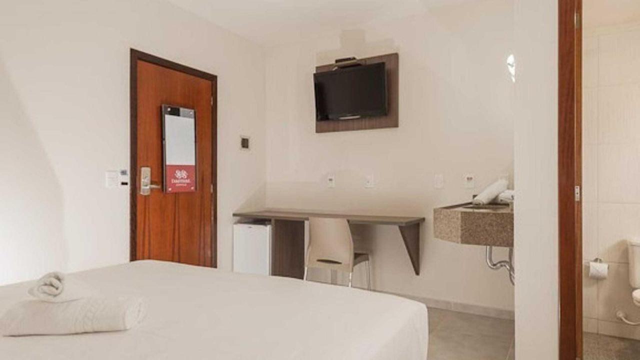 Hotel Dois H جوينفيل المظهر الخارجي الصورة